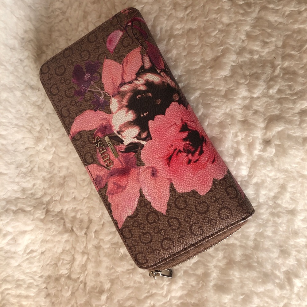 Guess Wallet